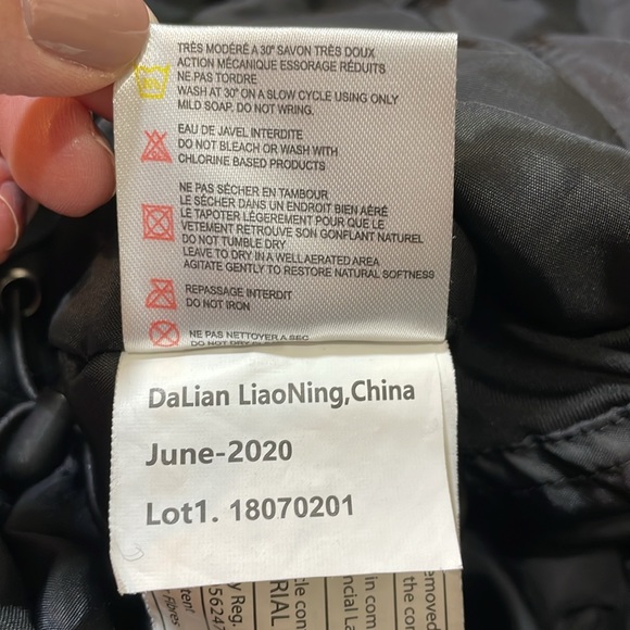 Mens Liquid GOLDEN JKT Pullover Snowboarding Coat Skiing Black/Charcoal Size M - Picture 16 of 16